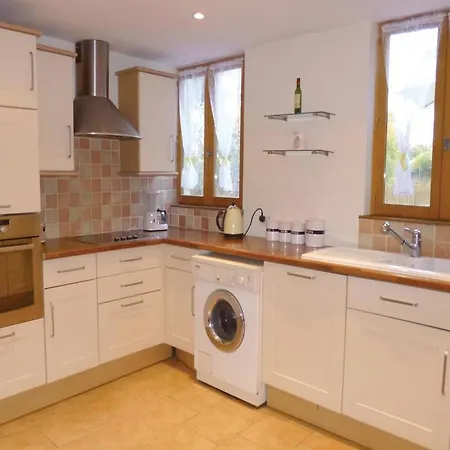 Three-bedroom Holiday In Brouains Сasa de vacaciones Beauficel