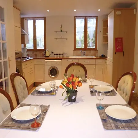Сasa de vacaciones Three-bedroom Holiday In Brouains